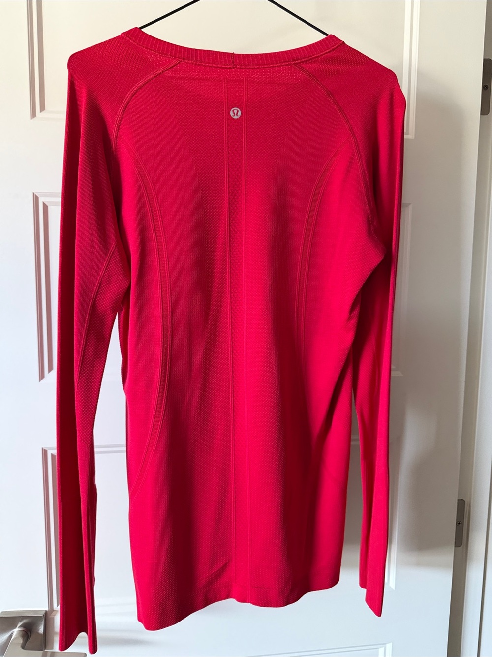 lululemon athletica Swiftly Tech Long Sleeve Shirt-hip length - Picture 2 of 4
